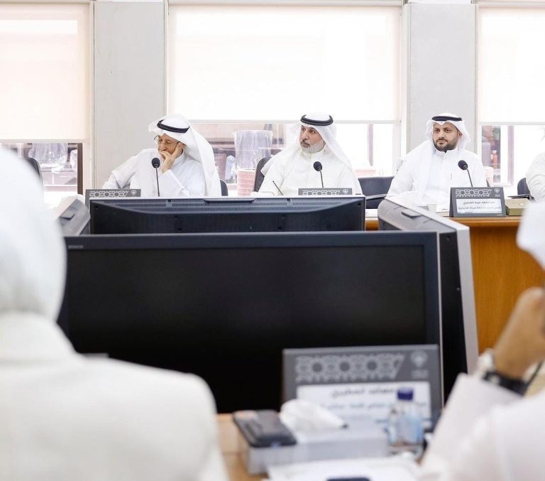 “التعليمية” ناقشت اليوم تعديل قانون الاعلام الجديد بحضور وزير الإعلام وممثلي الصحف وذوي الاختصاص