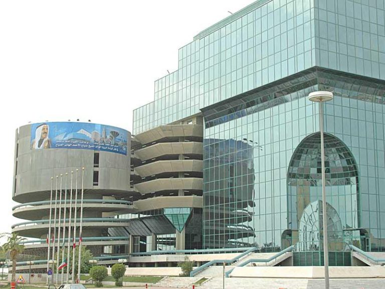 قبول 122 في مؤسسة الموانئ