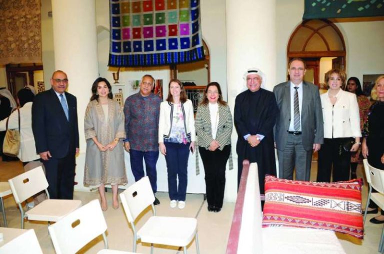 السفير الهندي: استقدام العمالة إلى الكويت مستمر بلا عوائق