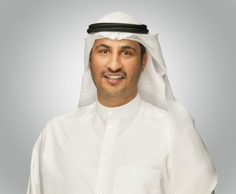 النائب بدر نشمي يوجه سؤالا مشتركا إلى 13 وزيرا