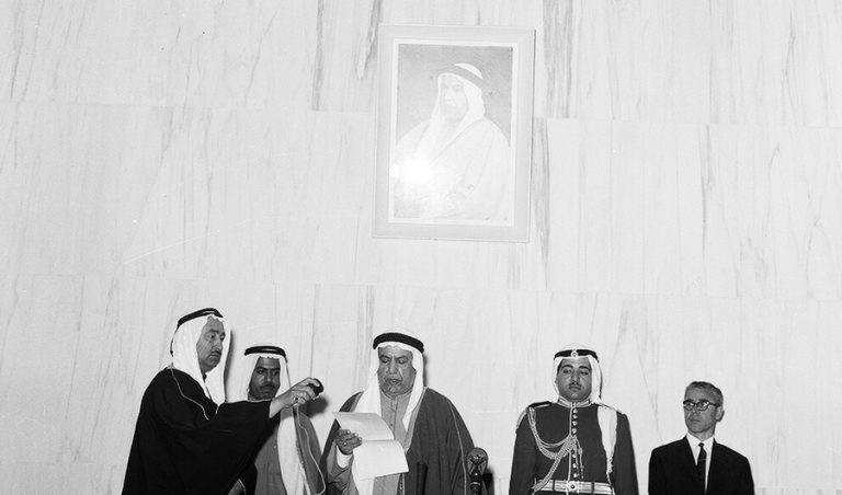 المجالس النيابية في الكويت.. مسيرة ديمقراطية بدأت جذورها قبل 94 عاماً