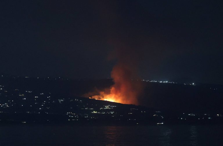 حزب الله يستهدف مواقع عسكرية إسرائيلية على الحدود مع لبنان